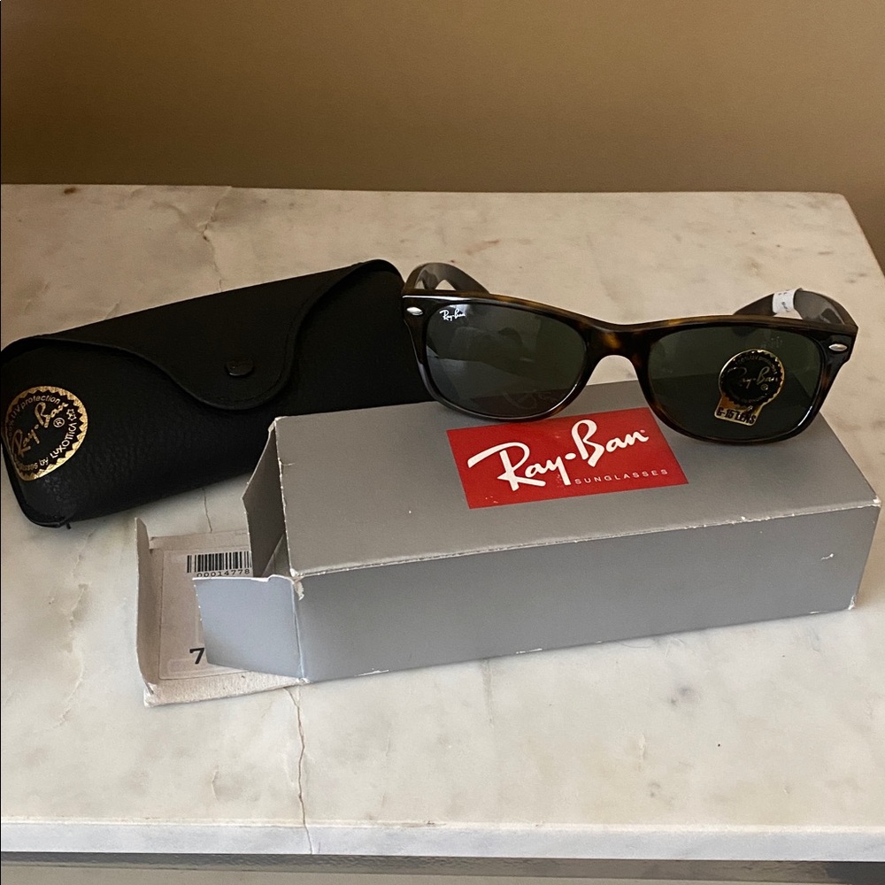 Ray-Ban Brown Sunglasses with Black Case